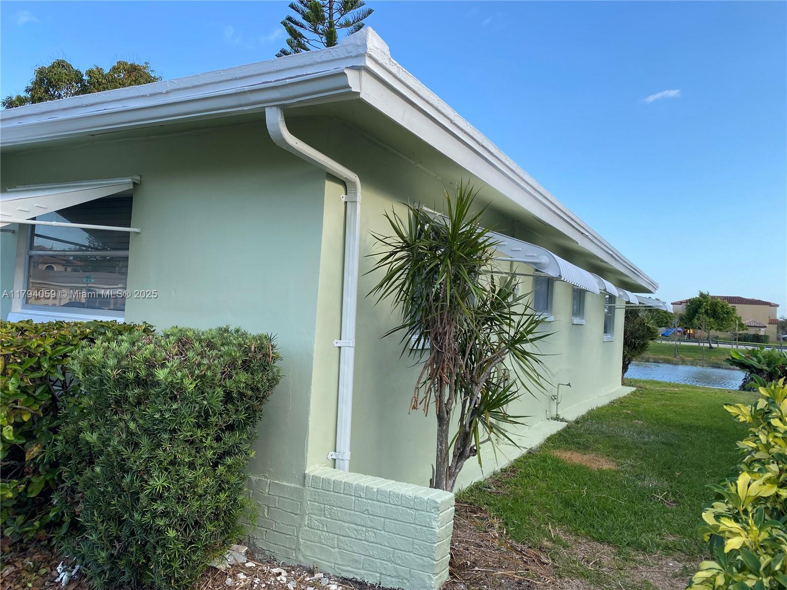 5009 NW 51st Ct