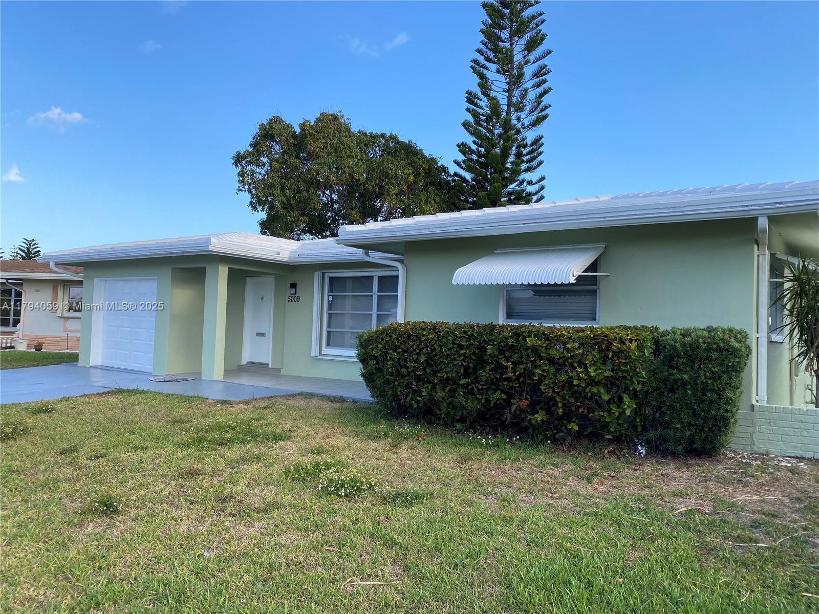 5009 NW 51st Ct