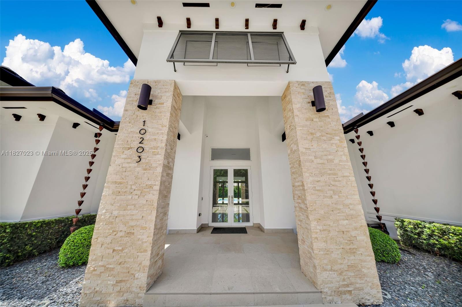 WEST GROVE - Residential Lease