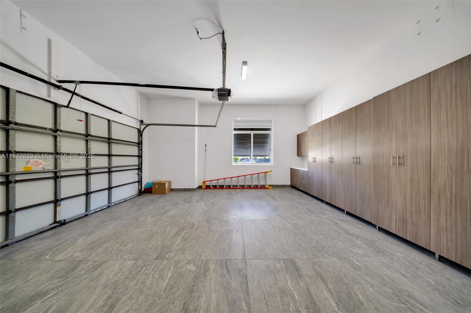 WEST GROVE - Residential Lease