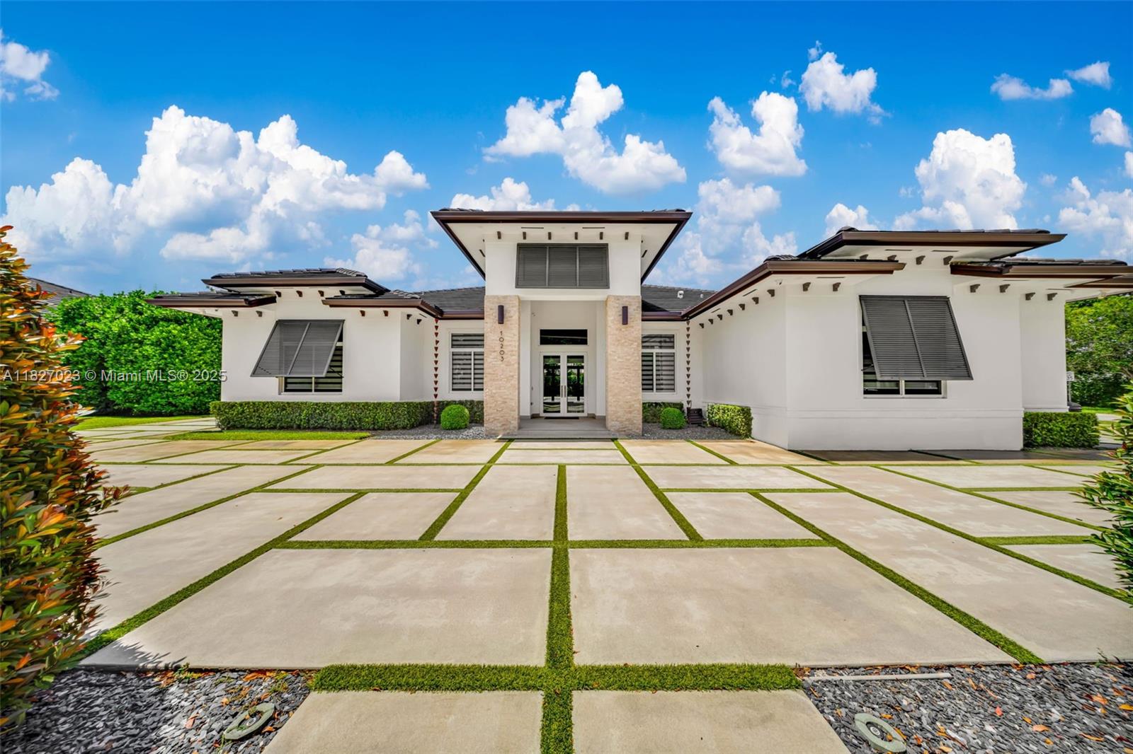 WEST GROVE - Residential Lease