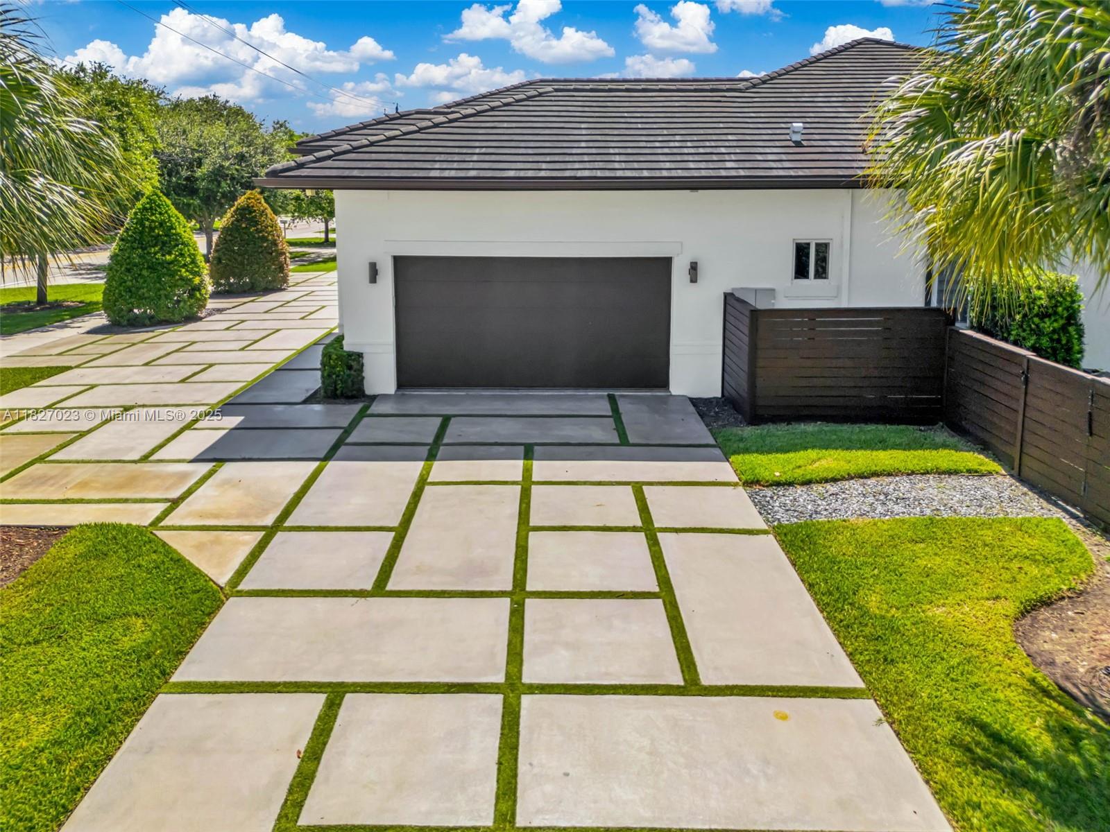 WEST GROVE - Residential Lease