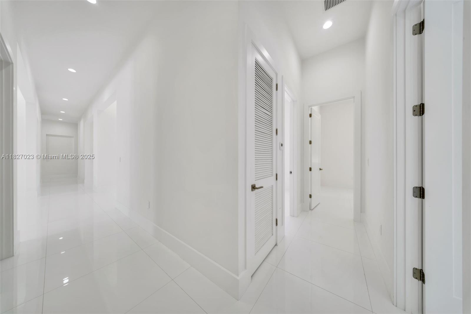 WEST GROVE - Residential Lease