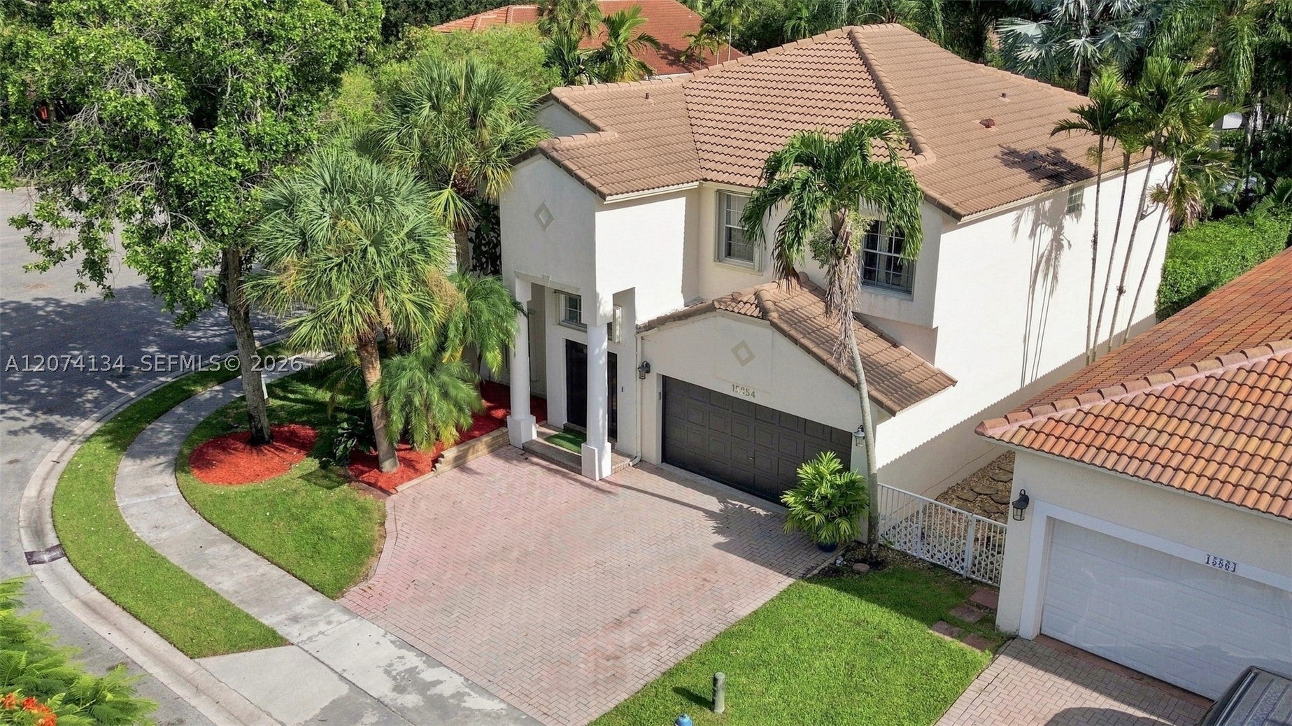 15854 SW 14th Ct