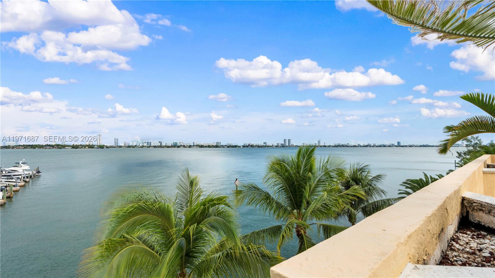 THE GRANDVIEW PALACE COND - Residential