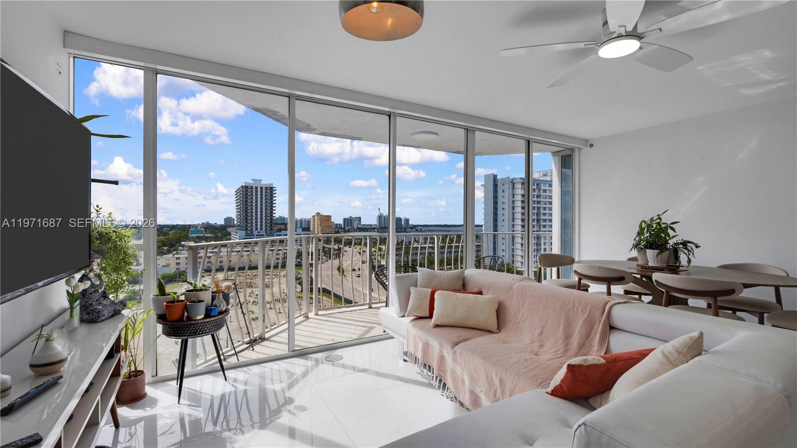 THE GRANDVIEW PALACE COND - Residential