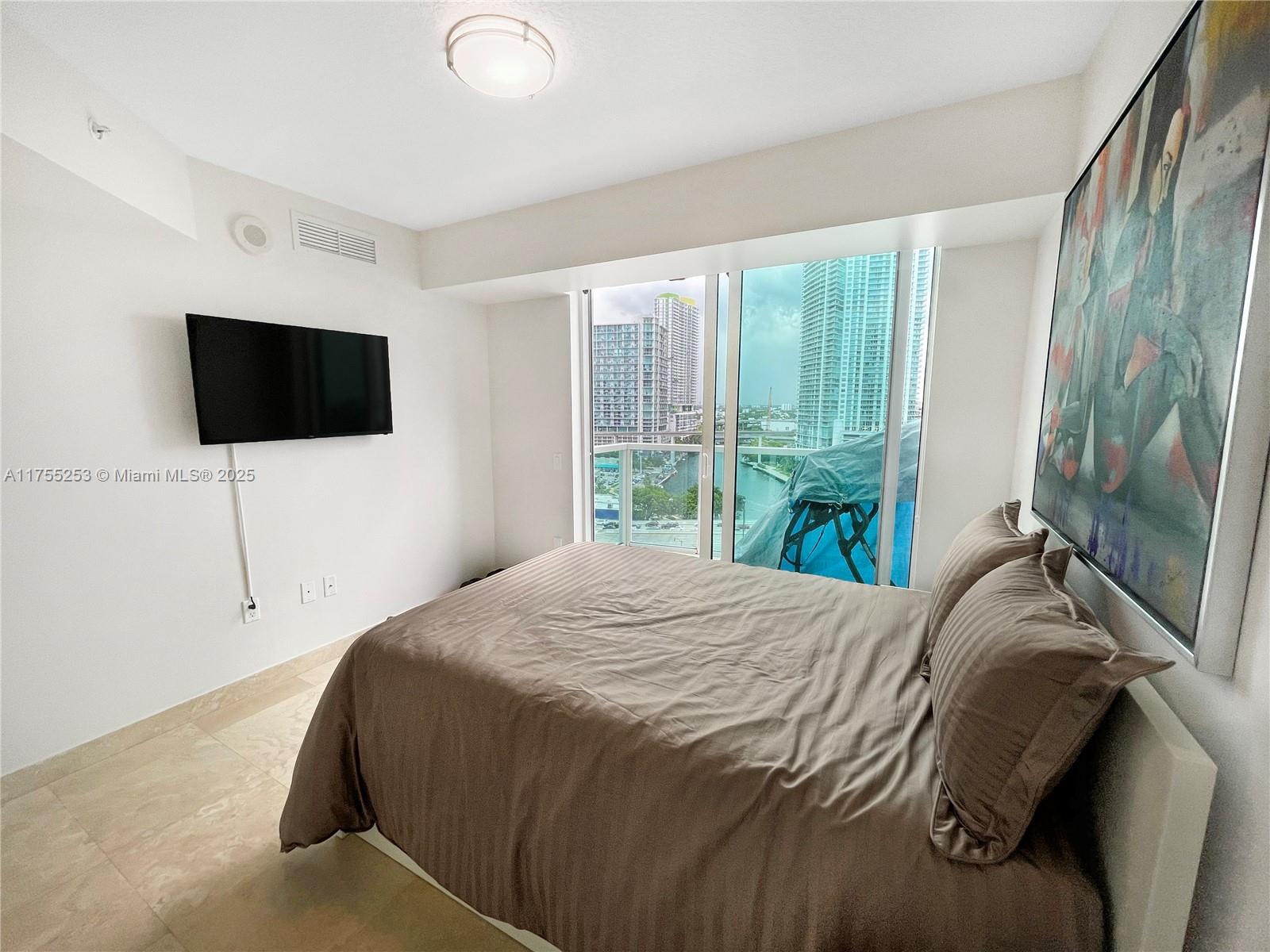 Property for Sale at 41 Se 5th St 916, Miami, Broward County, Florida - Bedrooms: 2 
Bathrooms: 2  - $675,000