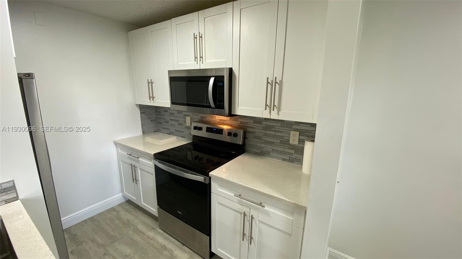 MEADOWS ON THE GREEN COND - Residential