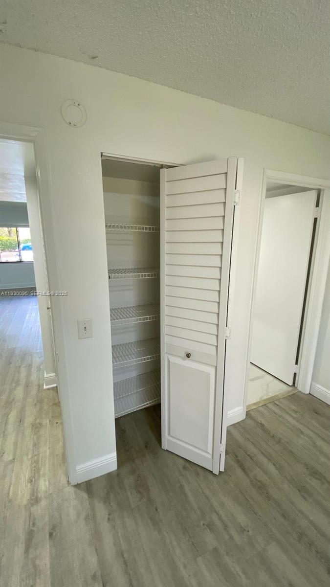 MEADOWS ON THE GREEN COND - Residential