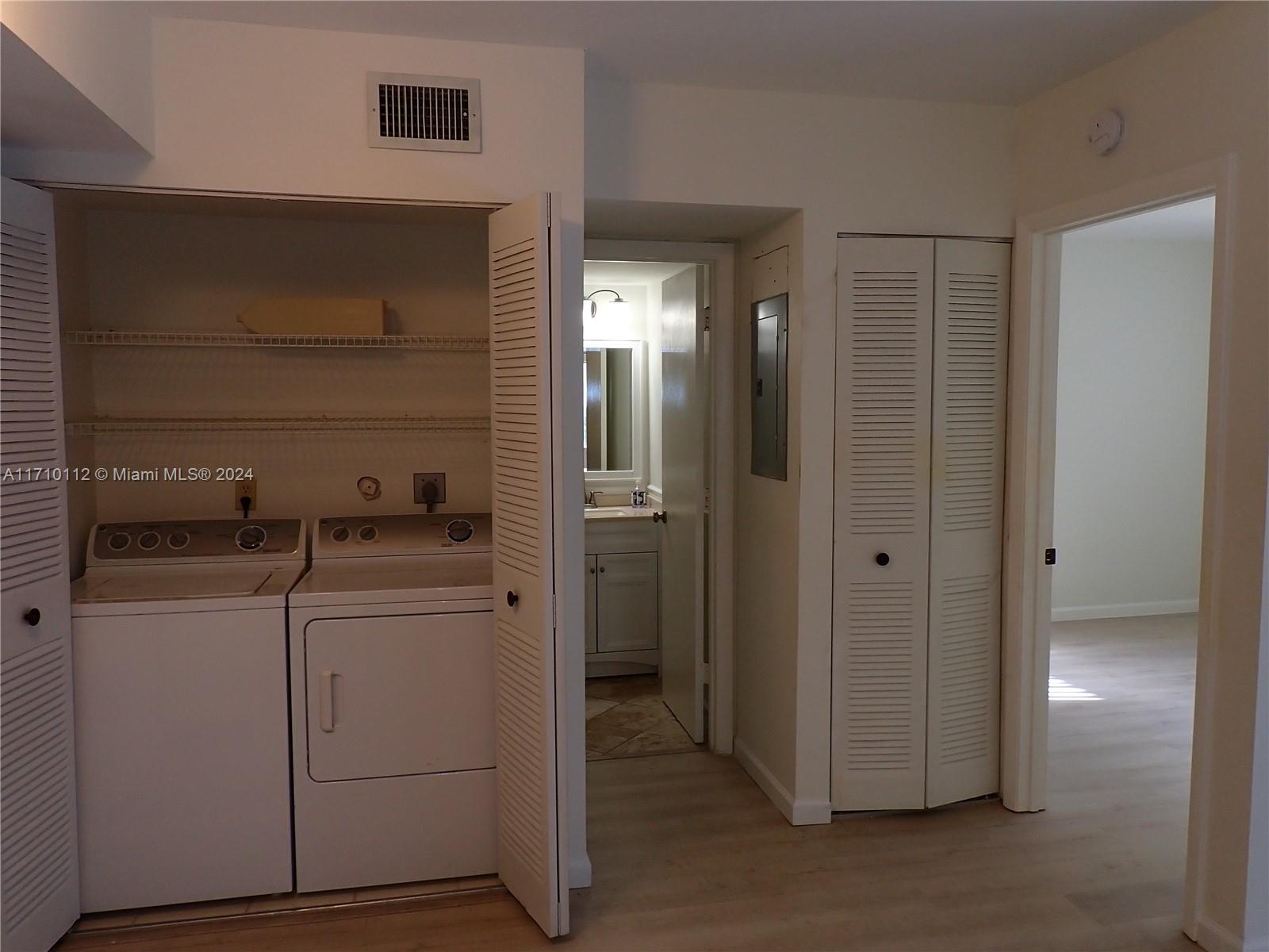 CHASEWOOD OF JUPITER COND - Residential