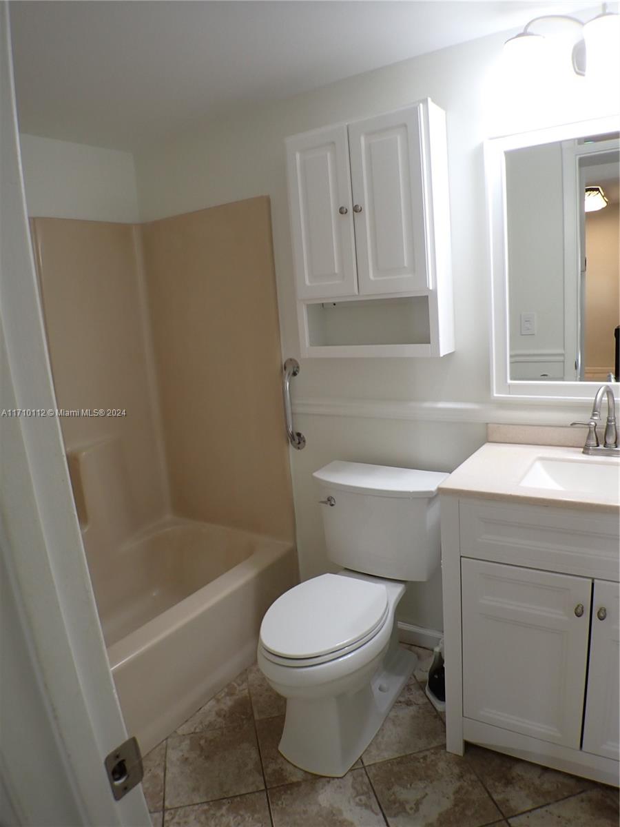 CHASEWOOD OF JUPITER COND - Residential