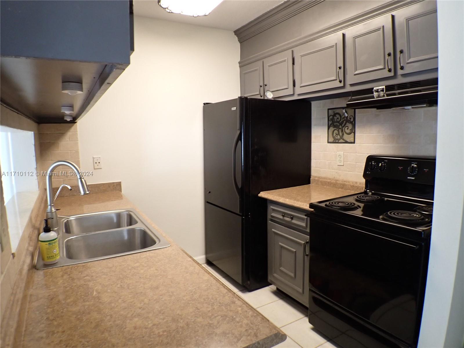 CHASEWOOD OF JUPITER COND - Residential