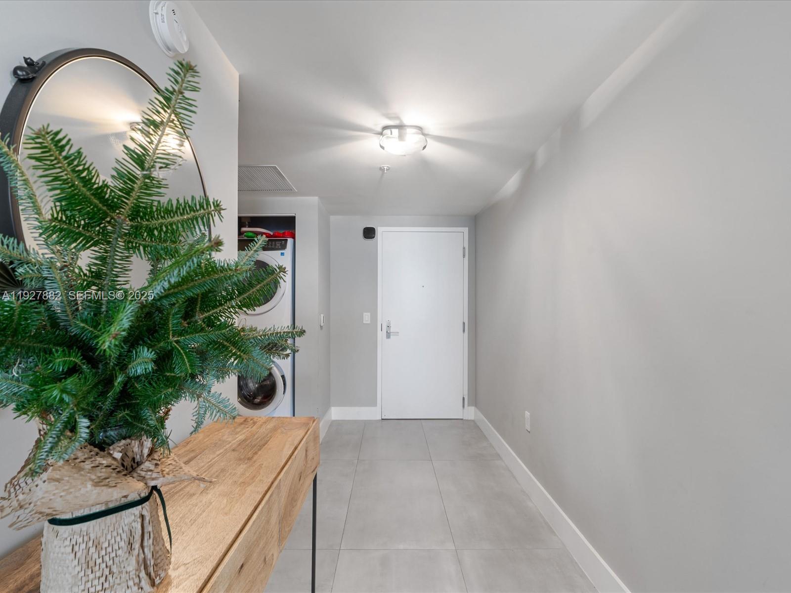 PARQUE TOWERS CONDO - Residential