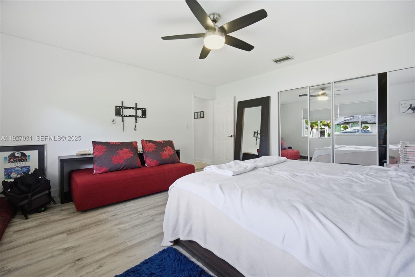 DIPLOMAT GOLF ESTATES - Residential