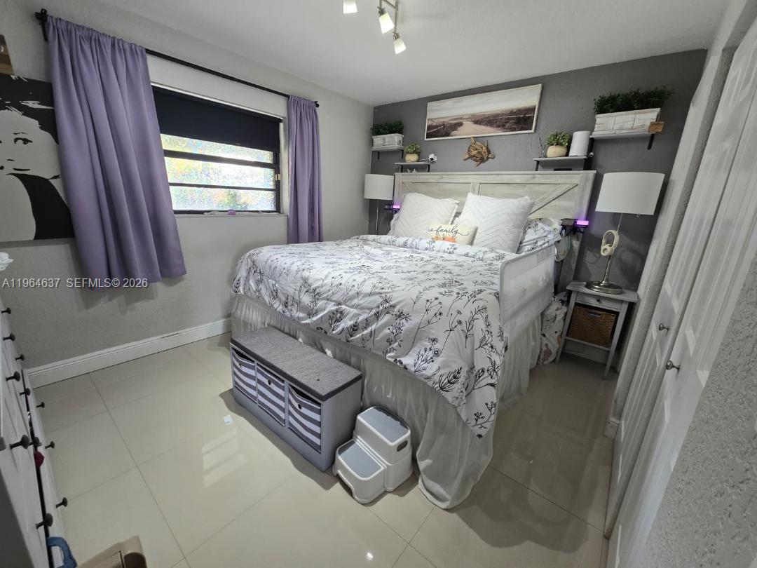 WESTWOOD ESTS SEC 1 2ND A - Residential