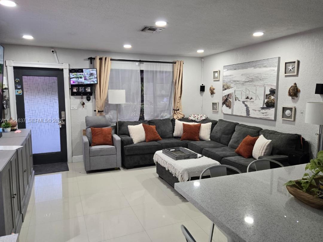 WESTWOOD ESTS SEC 1 2ND A - Residential