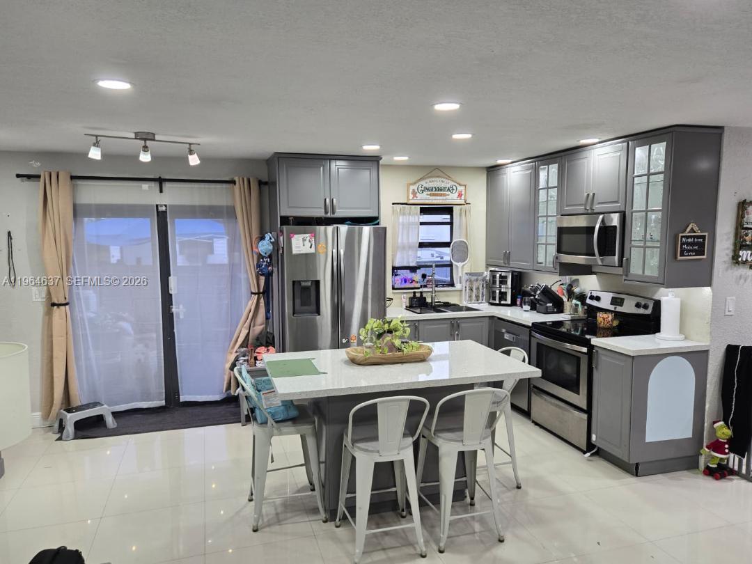 WESTWOOD ESTS SEC 1 2ND A - Residential