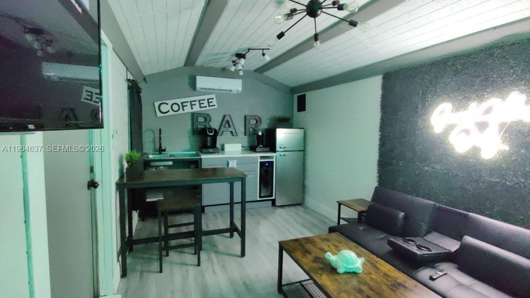 WESTWOOD ESTS SEC 1 2ND A - Residential