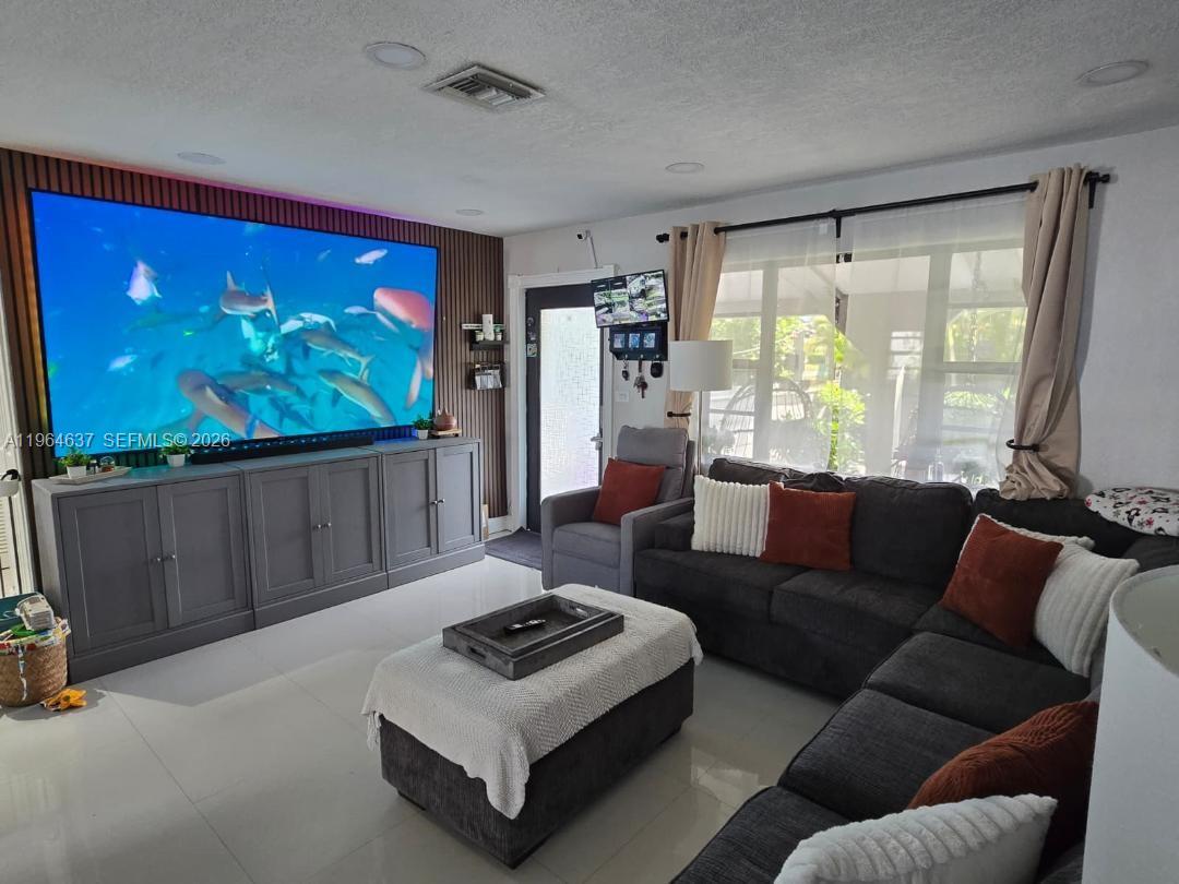 WESTWOOD ESTS SEC 1 2ND A - Residential