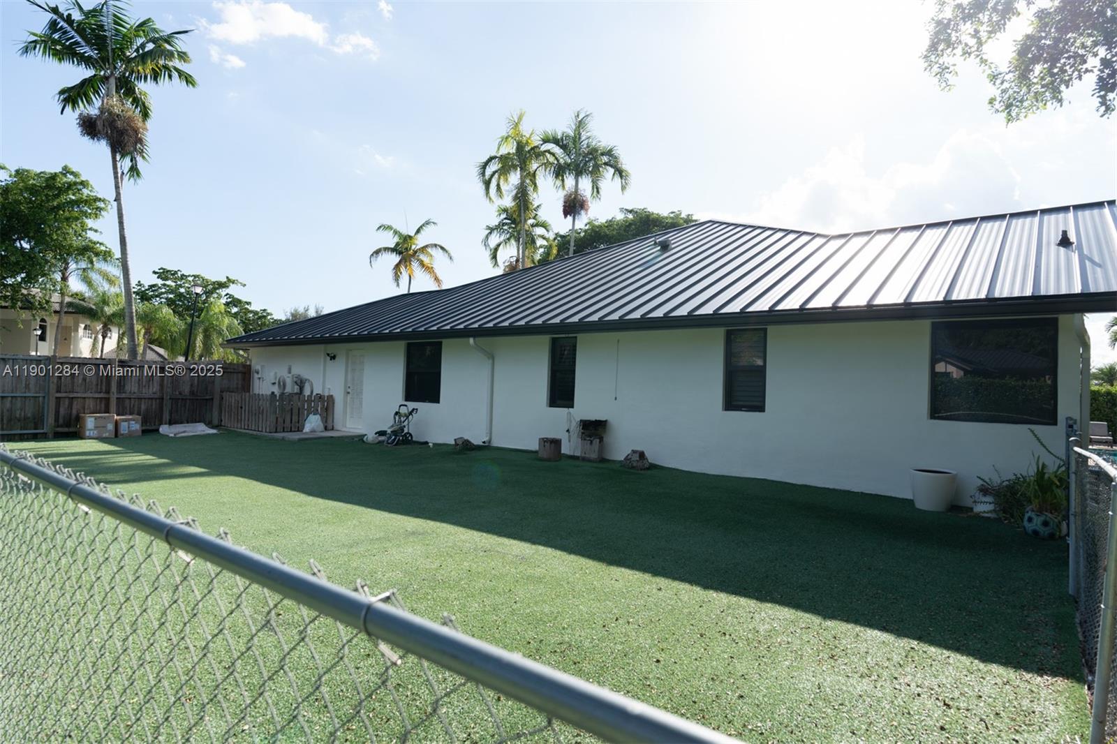 CUTLER COUNTRY GROVES PLA - Residential