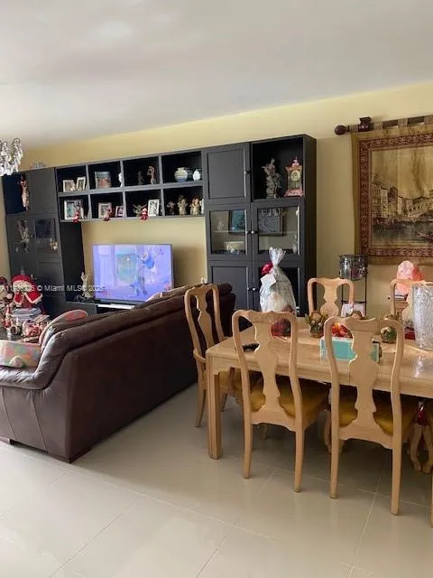 Aventura, Florida 33180, United States, 2 Bedrooms Bedrooms, ,3 BathroomsBathrooms,Residential,Active,10326