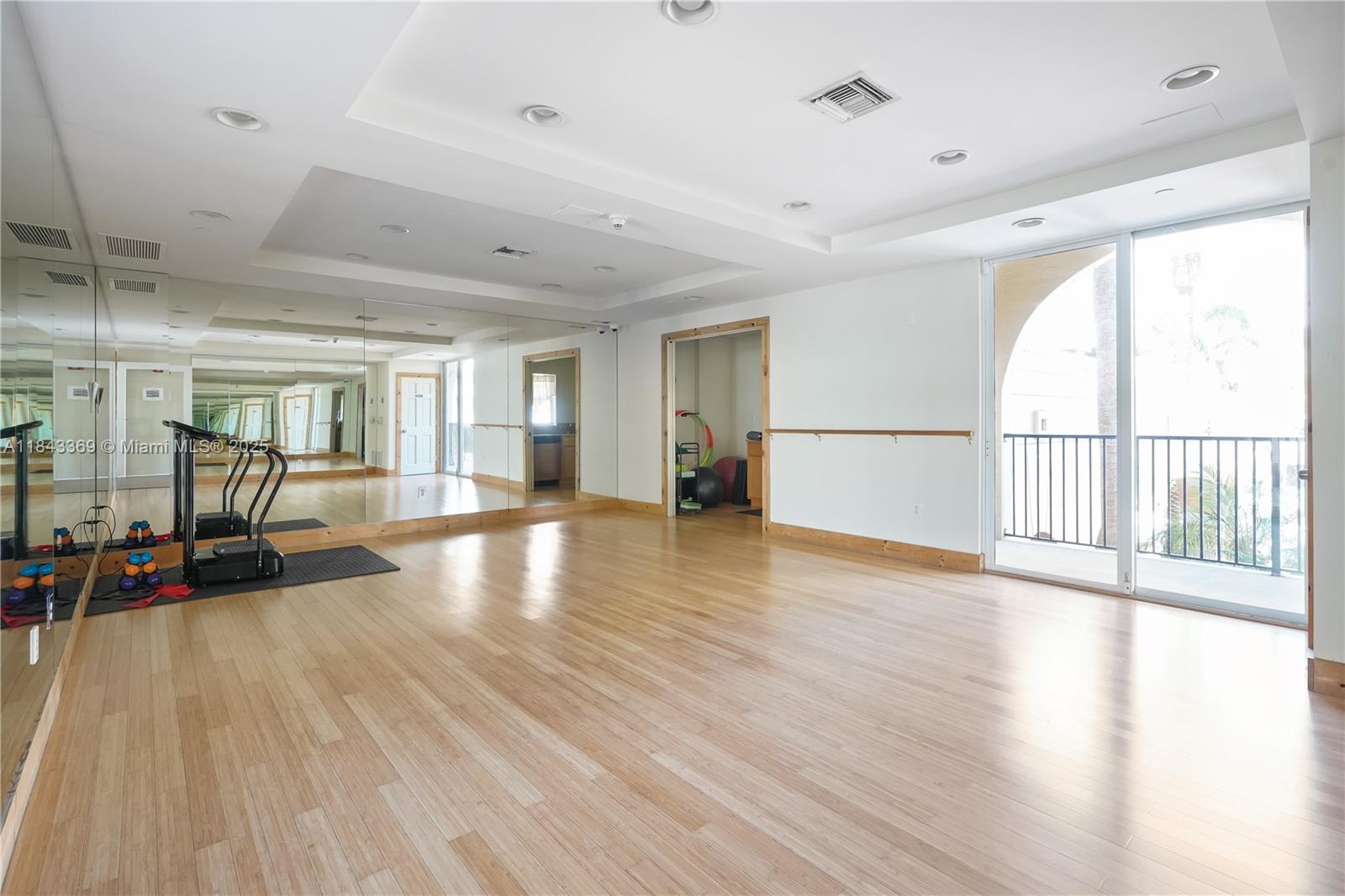 LAS OLAS BY THE RIVER CON - Residential Lease