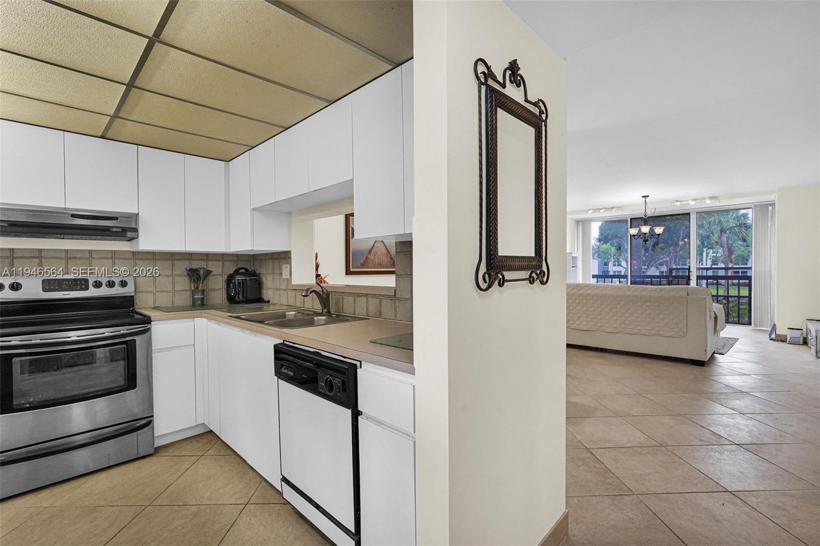 GARDENS OF KENDALL SO CON - Residential