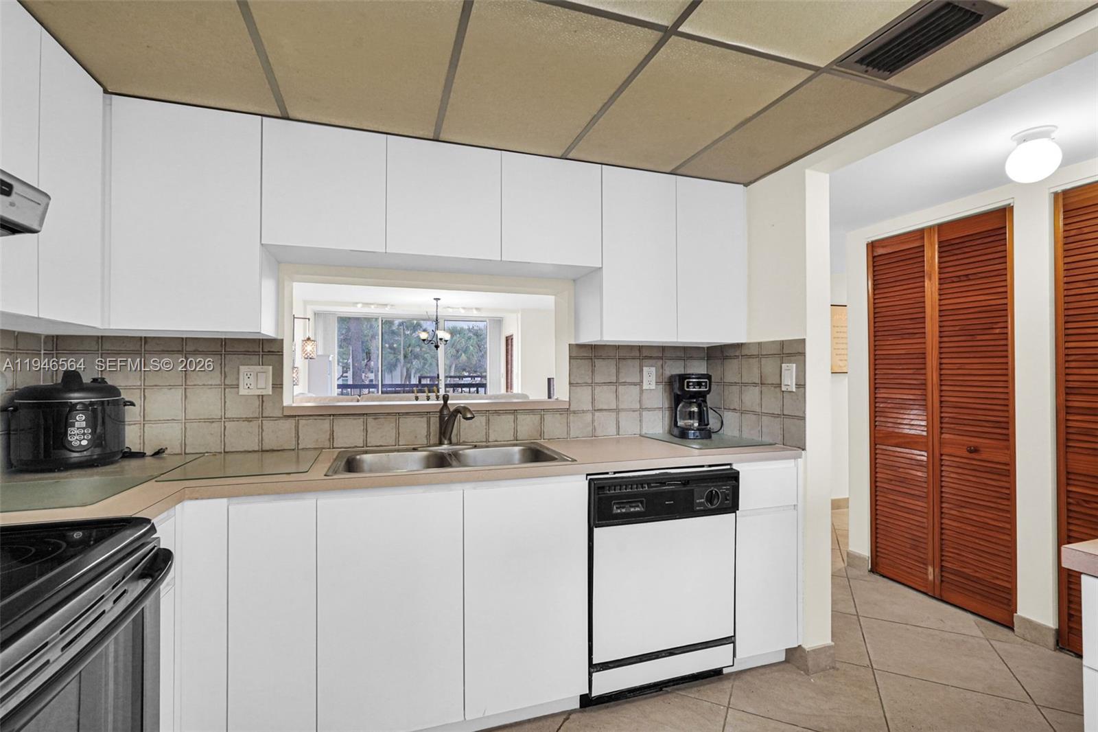 GARDENS OF KENDALL SO CON - Residential