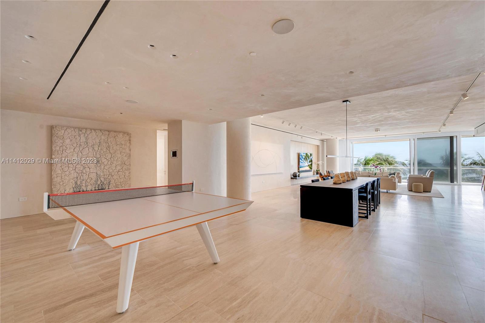 SURF CLUB CONDO - Residential