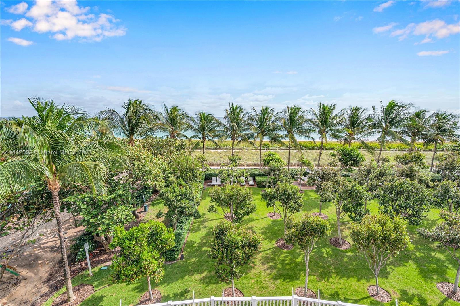 SURF CLUB CONDO - Residential