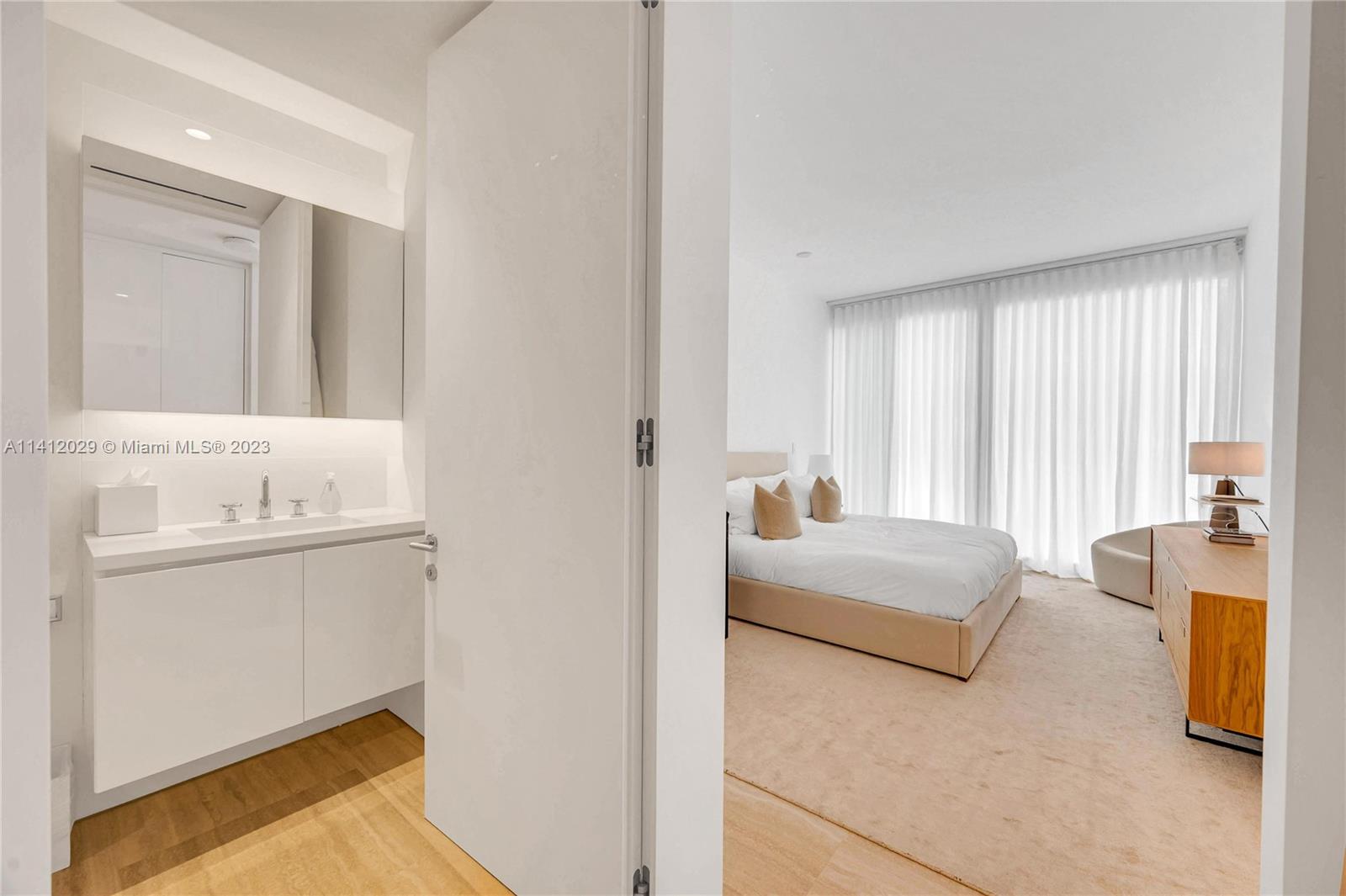 SURF CLUB CONDO - Residential