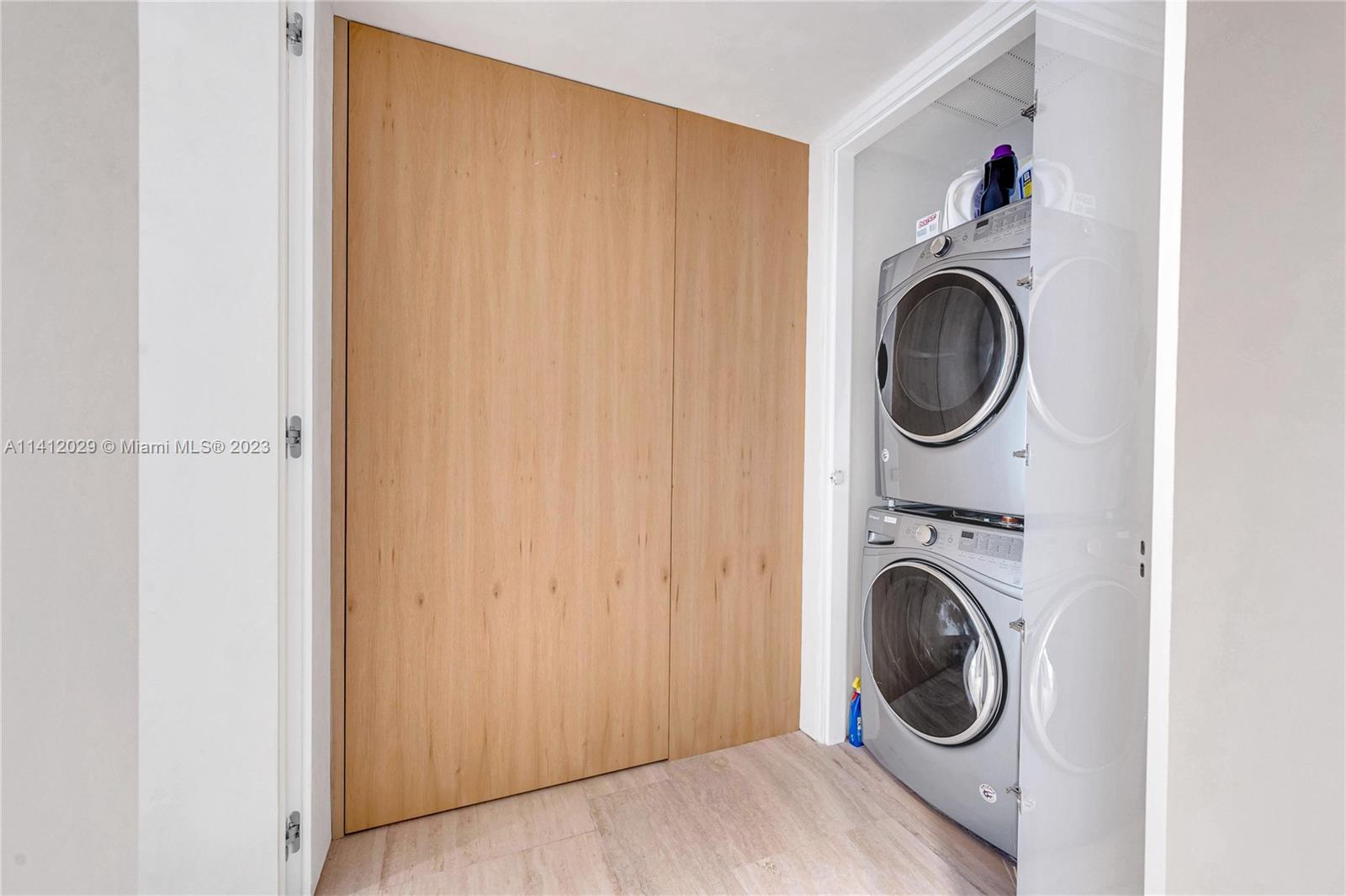 SURF CLUB CONDO - Residential