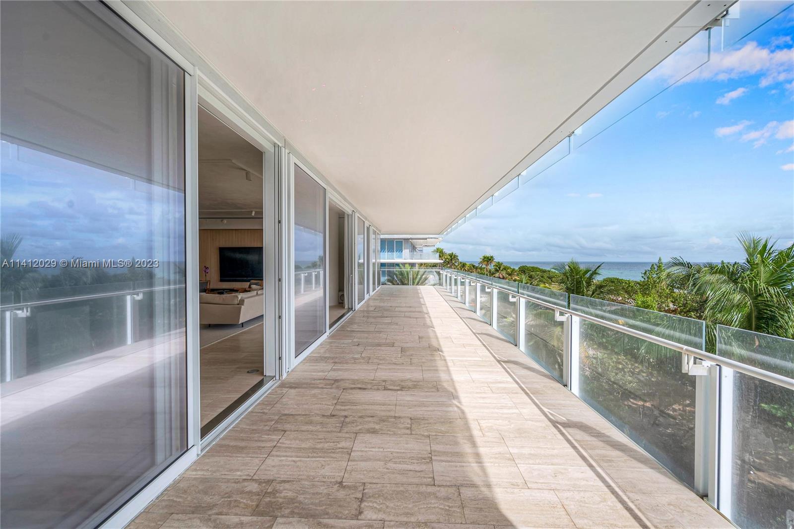 SURF CLUB CONDO - Residential