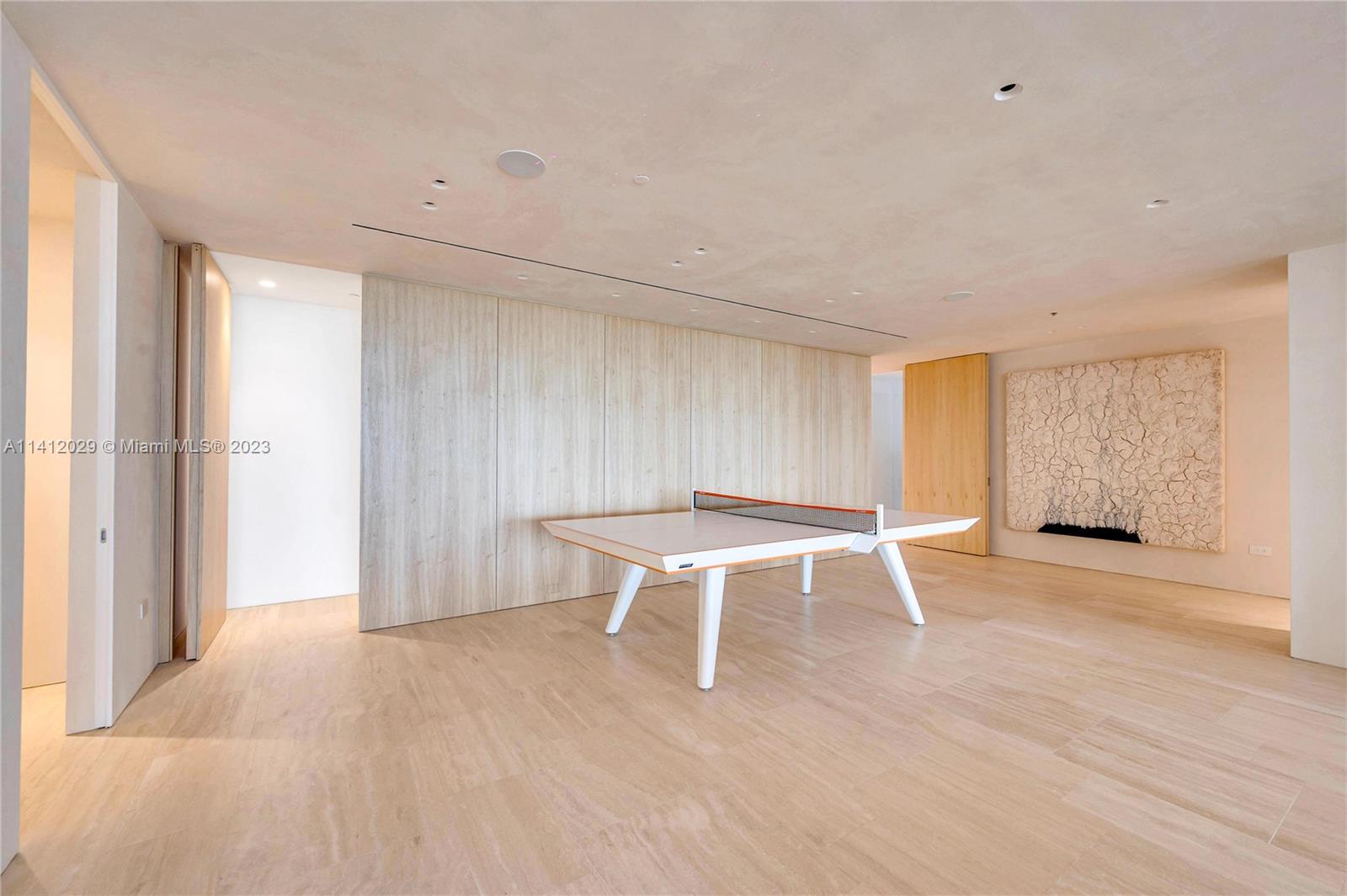 SURF CLUB CONDO - Residential