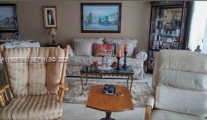 RACQUET CLUB OF KENDALE L - Residential