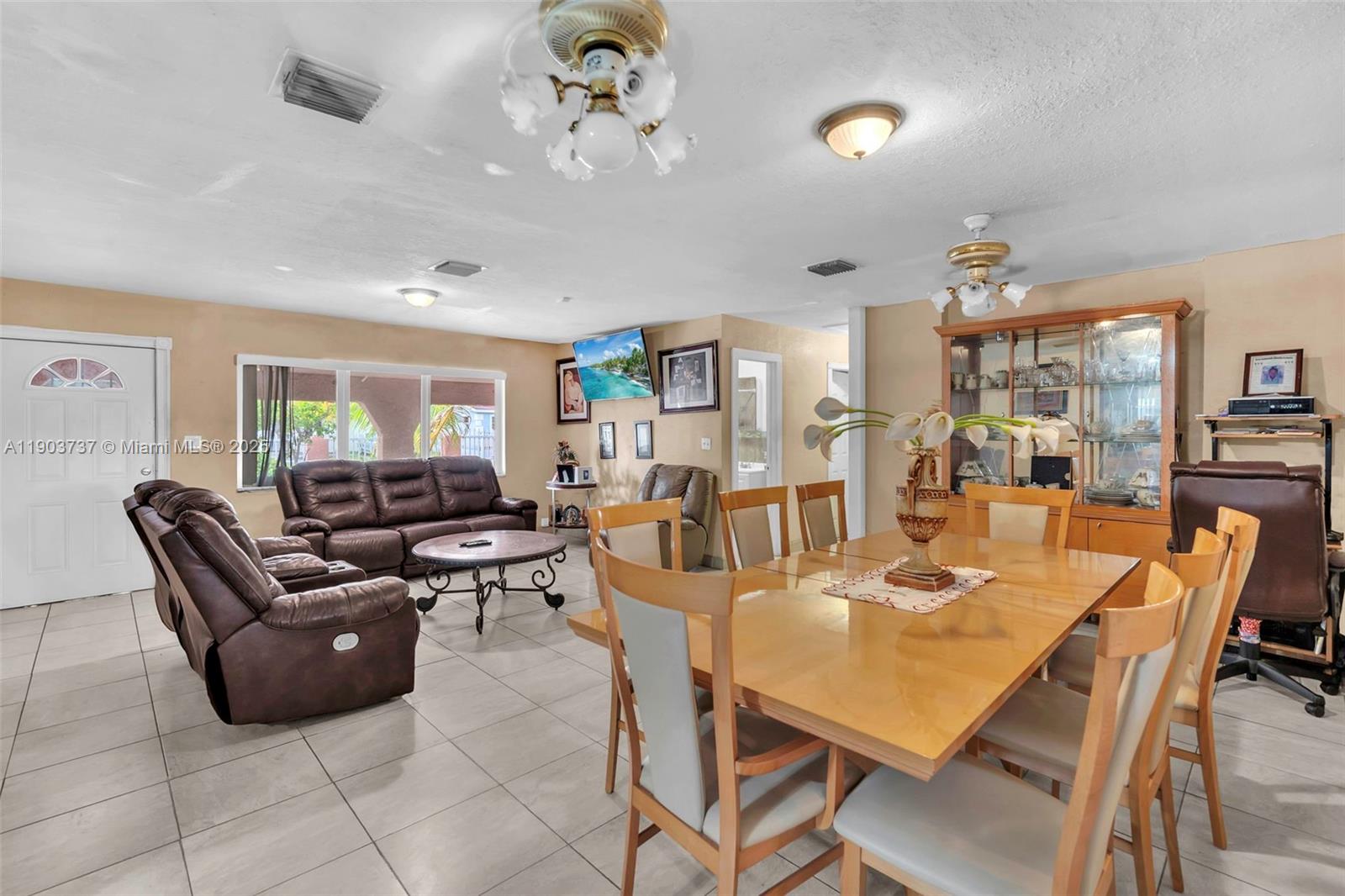 VISTA VERDE SEC ONE - Residential