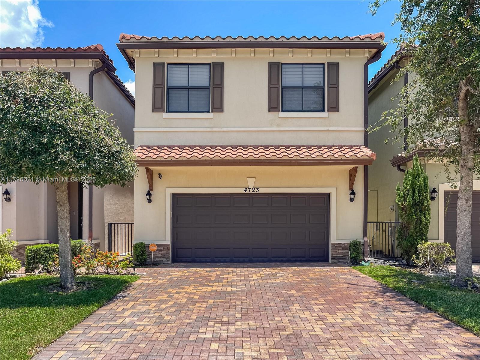 Property for Sale at 4723 Nw 59th St, Tamarac, Broward County, Florida - Bedrooms: 4 
Bathrooms: 3  - $585,000