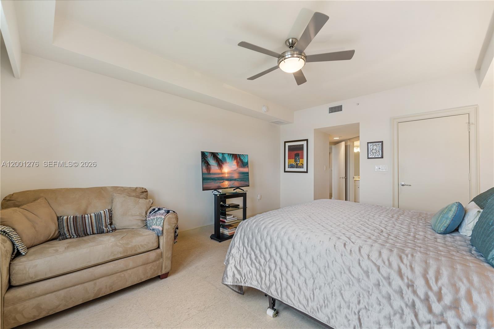 TURNBERRY VLG NO TOWER CO - Residential