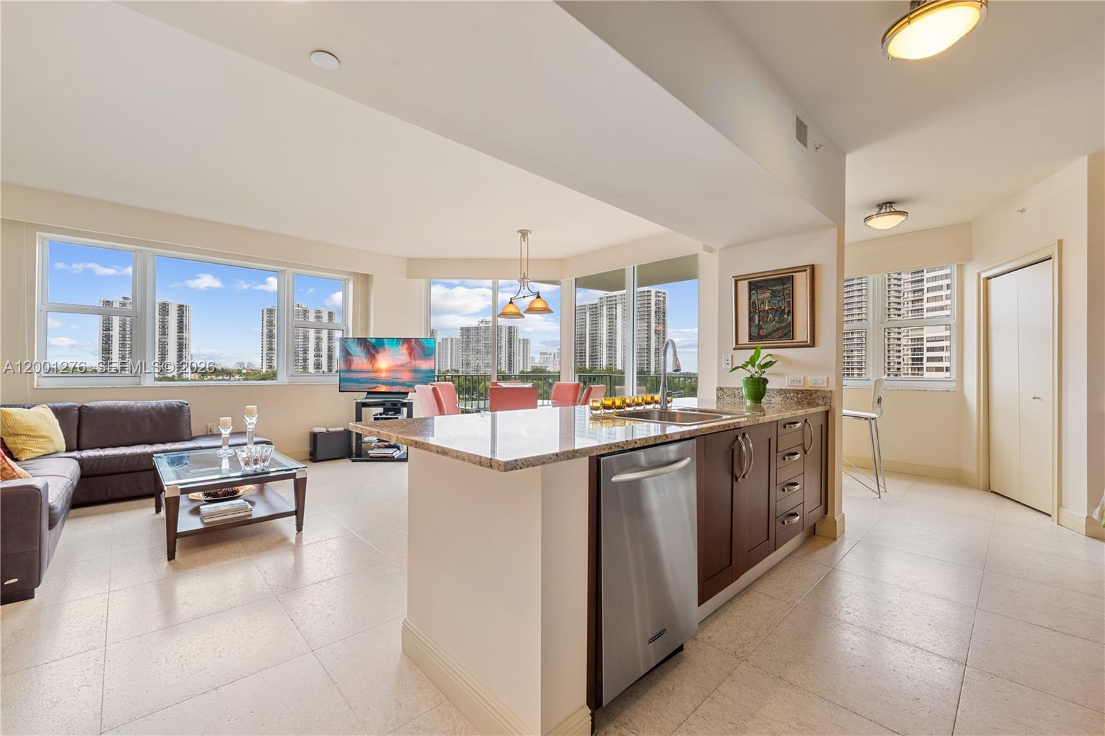 TURNBERRY VLG NO TOWER CO - Residential