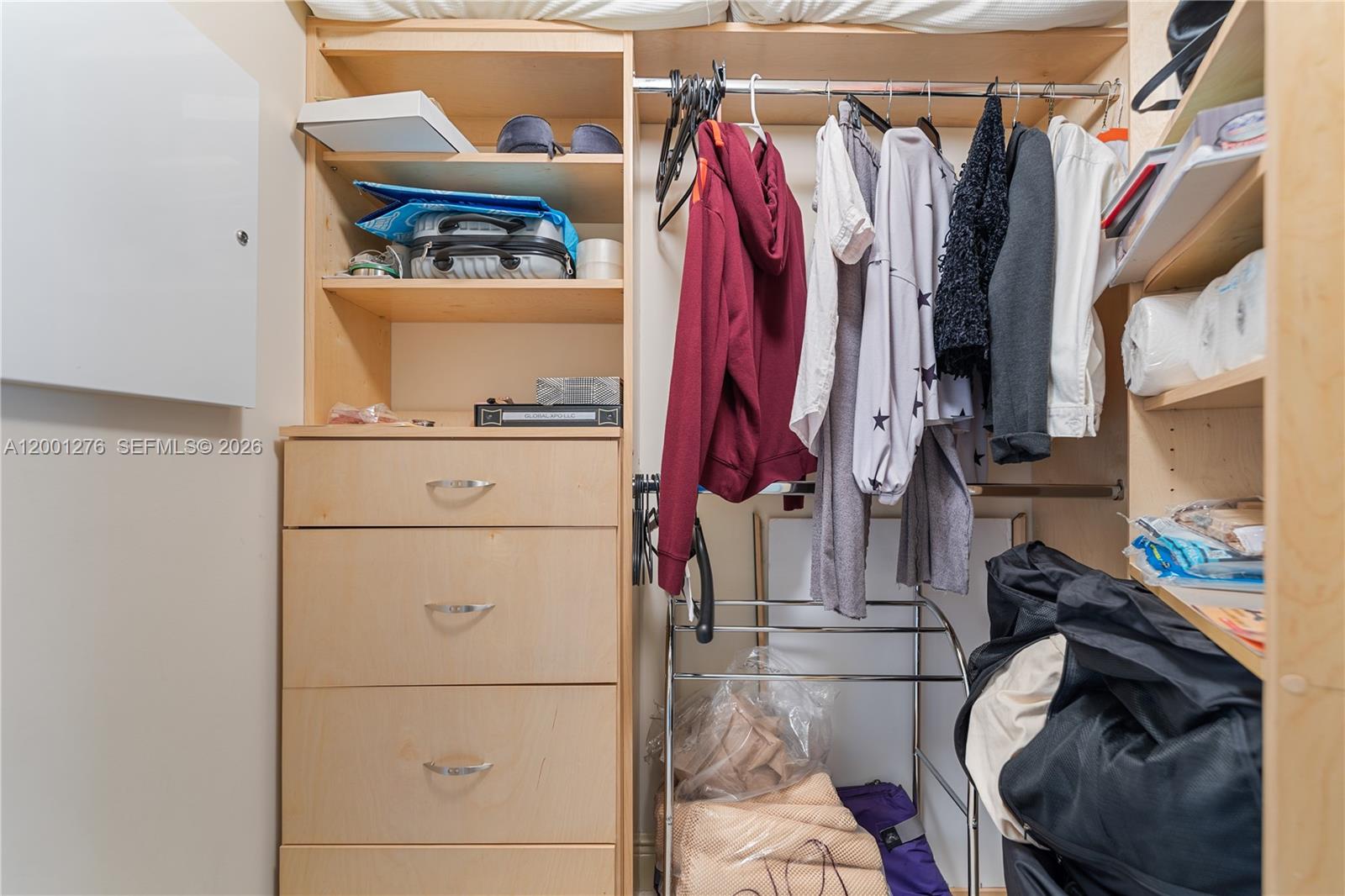 TURNBERRY VLG NO TOWER CO - Residential