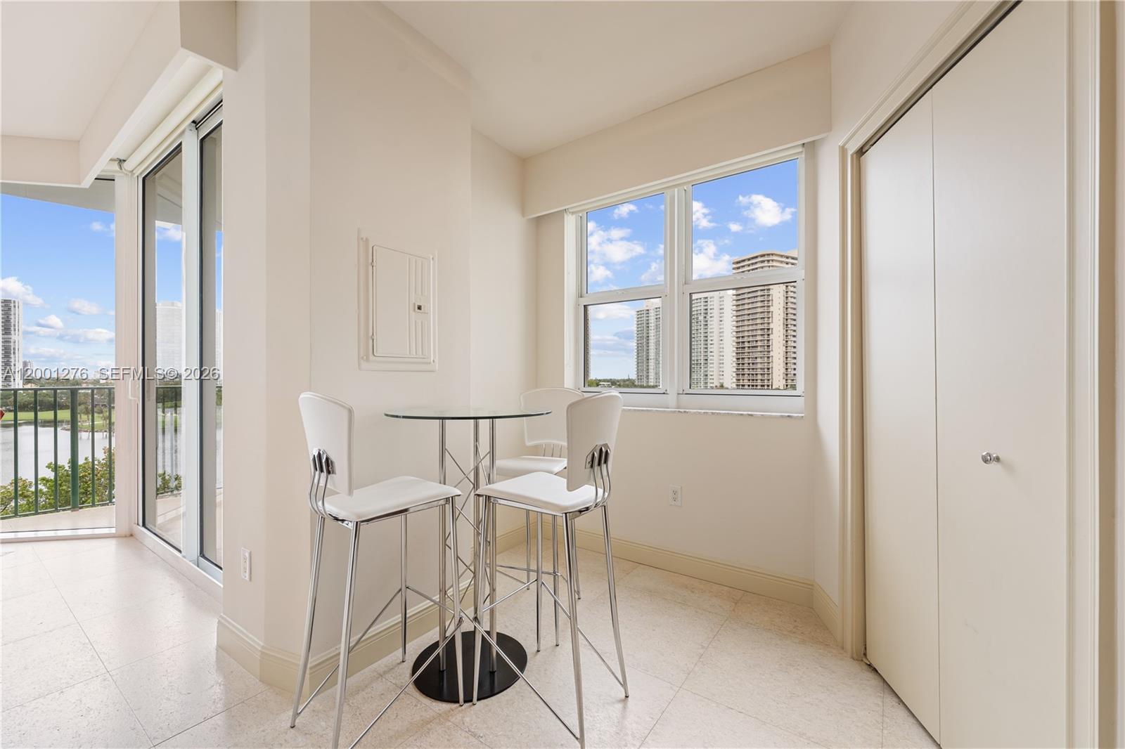 TURNBERRY VLG NO TOWER CO - Residential