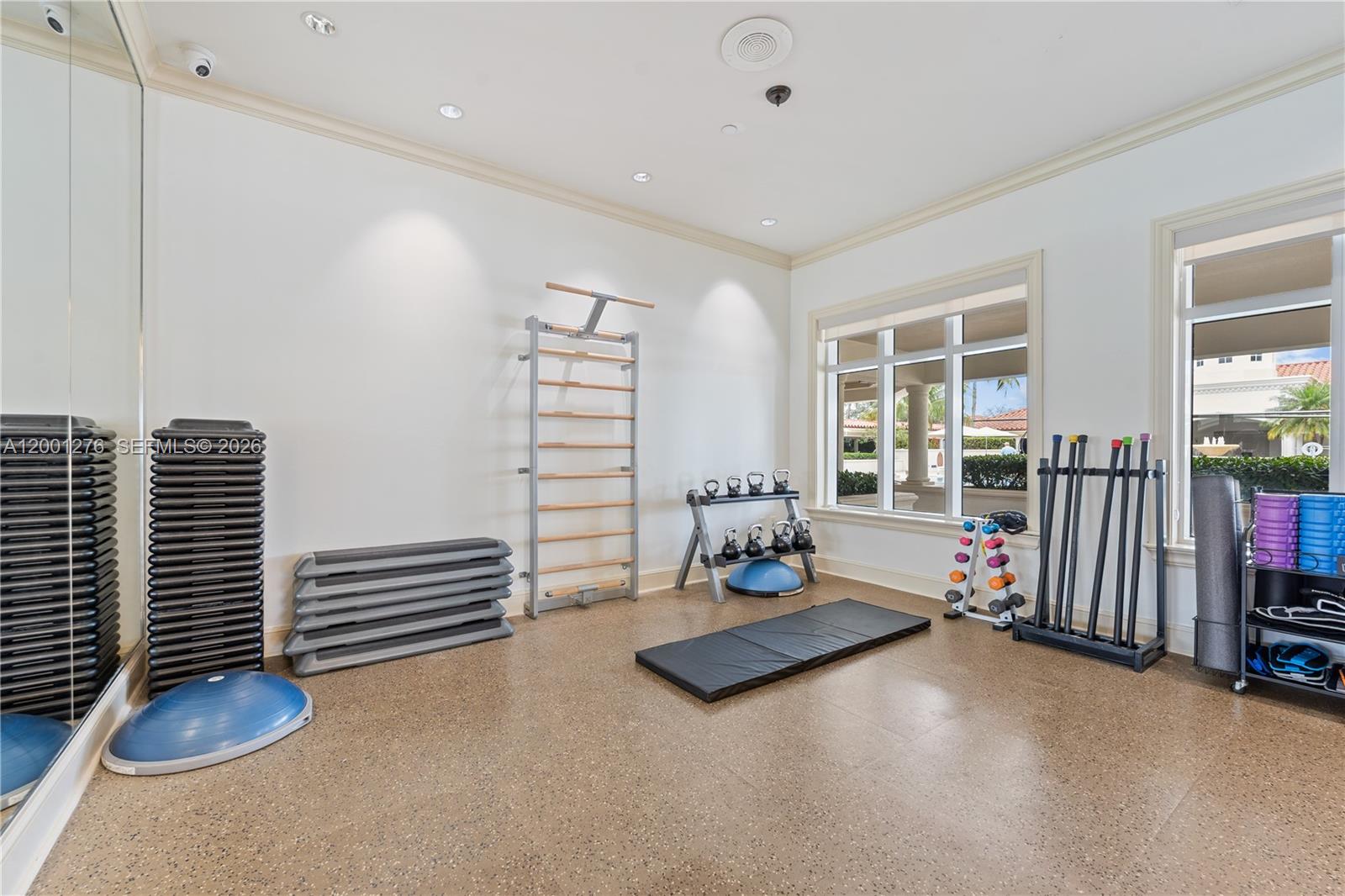 TURNBERRY VLG NO TOWER CO - Residential