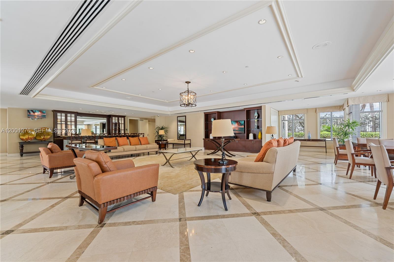 TURNBERRY VLG NO TOWER CO - Residential