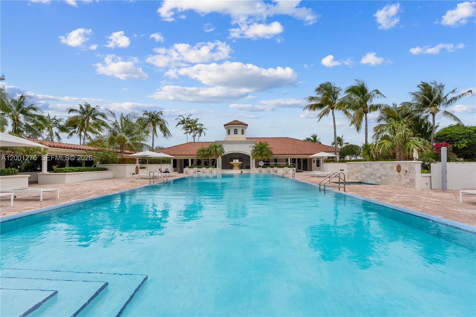 TURNBERRY VLG NO TOWER CO - Residential