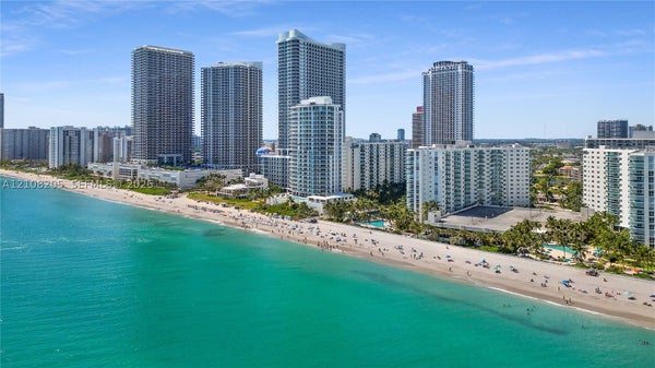 4001 S OCEAN DR APT 3P, HOLLYWOOD, FL 33019 - Image 13aa7ea088e55e0a60d6e10f203ecbcf/3970483137