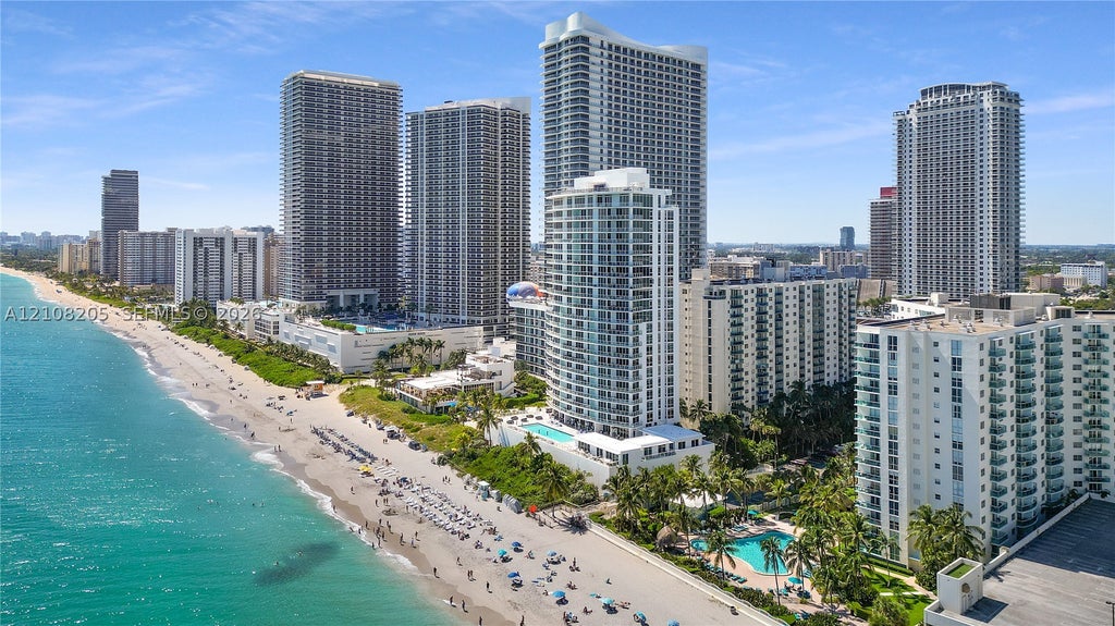 Photo of 4001 S Ocean Dr #3P, Hollywood, FL 33019 (MLS # A12108205)