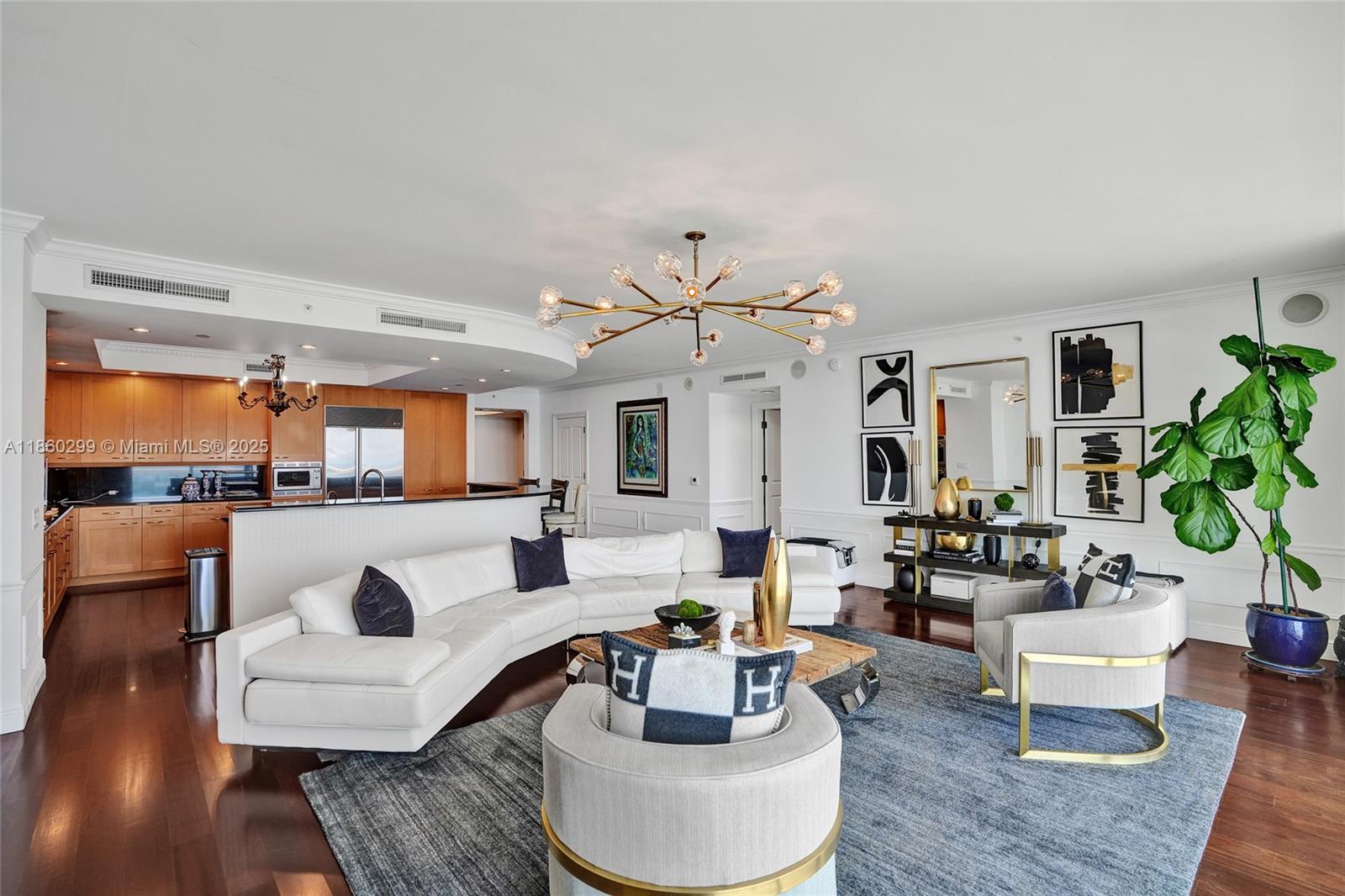 BELLAMARE @ WILLIAMS ISLA - Residential