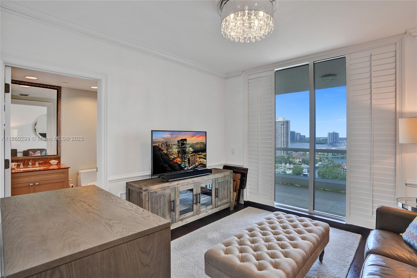 BELLAMARE @ WILLIAMS ISLA - Residential