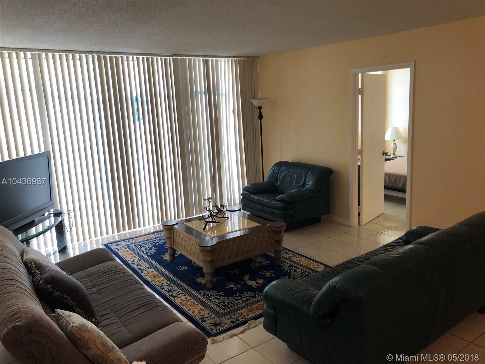 PARKER PLAZA ESTATES COND - Residential Lease
