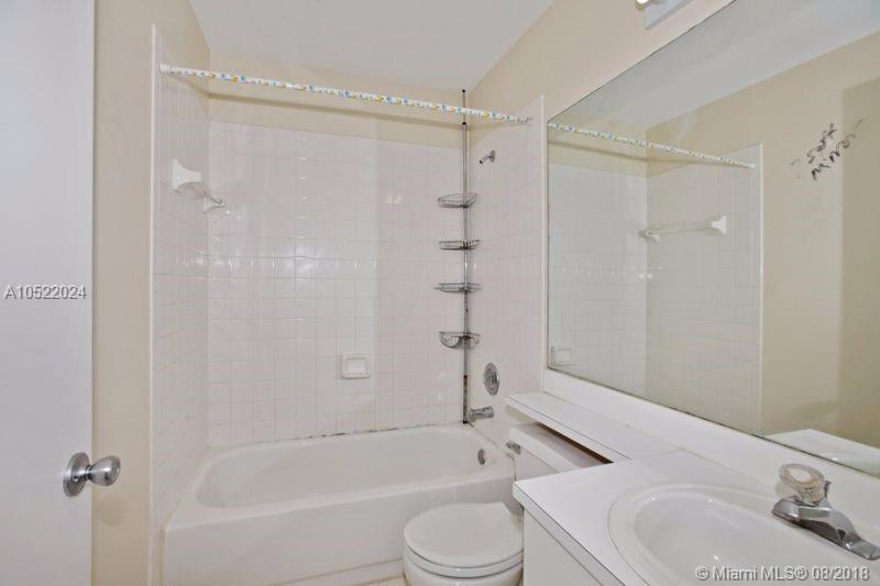 WEITZER LAGO MAR HOMES - Residential Lease